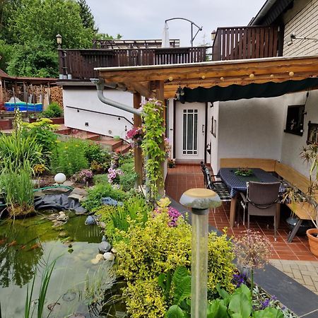 Pößneck Ferienwohnung Am Oepitzer Berg מראה חיצוני תמונה