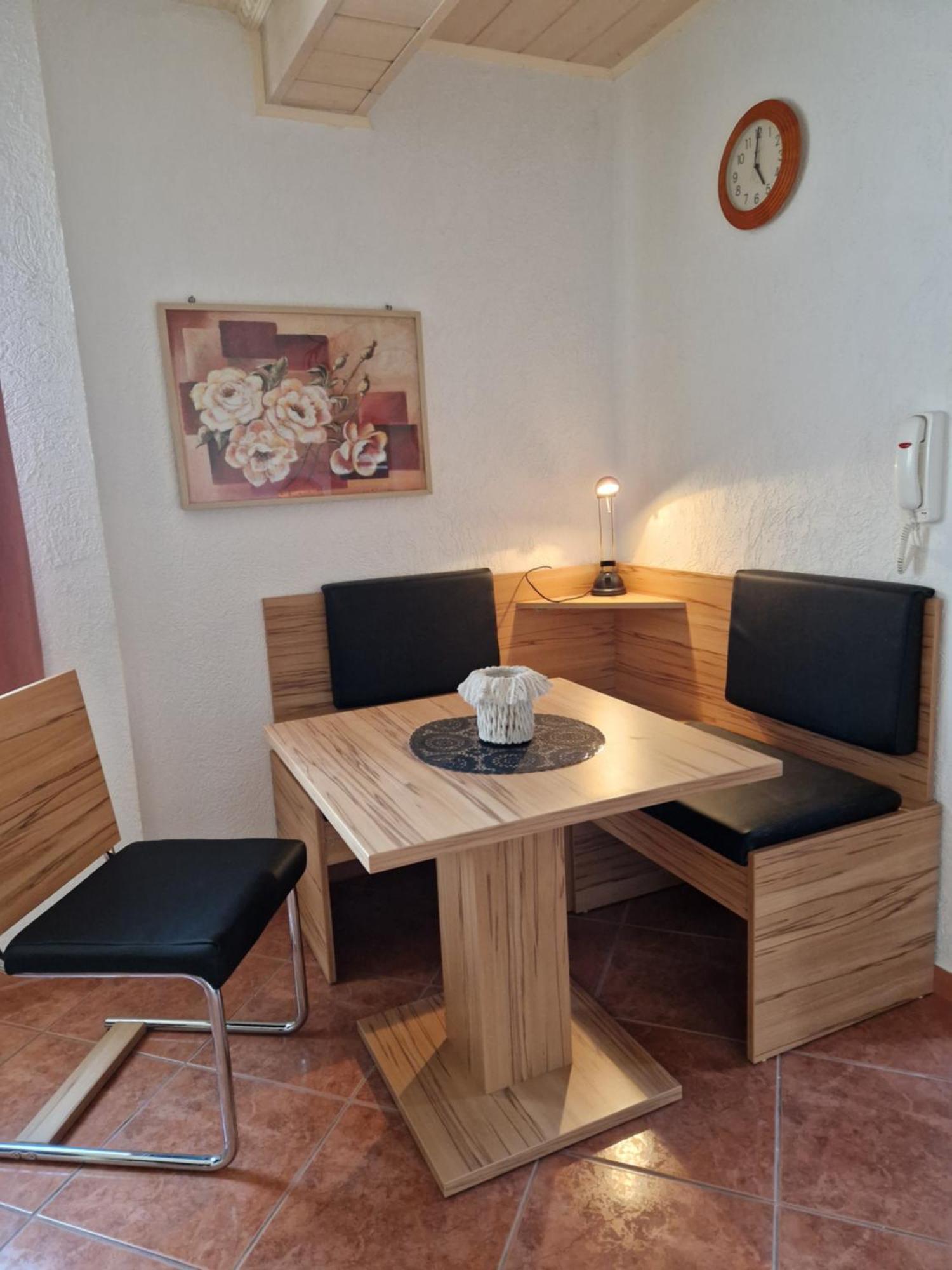 Pößneck Ferienwohnung Am Oepitzer Berg מראה חיצוני תמונה